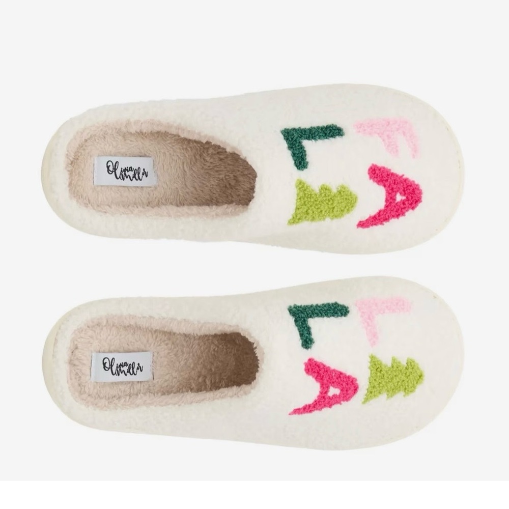 Fa La La La Women’s Festive Christmas Holiday Fleece Lined Slippers Size Medium
